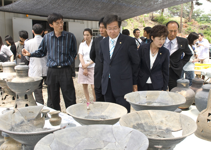 지산동 고분군 현장 설명회 참석