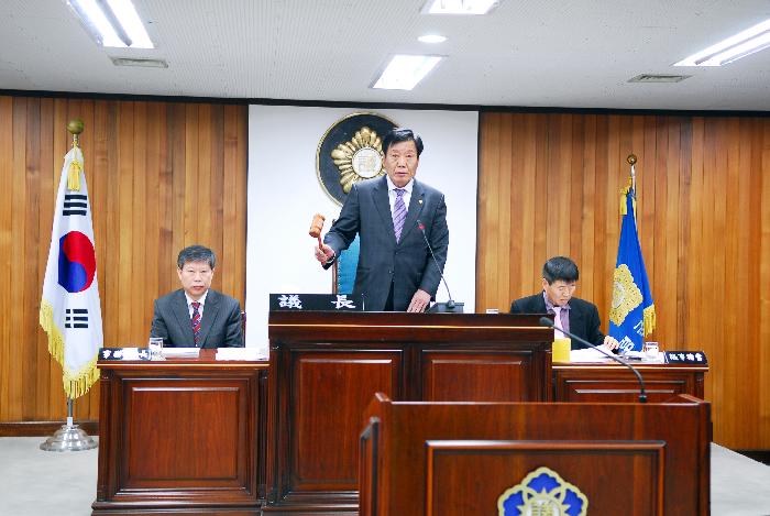 제175회 임시회 개회