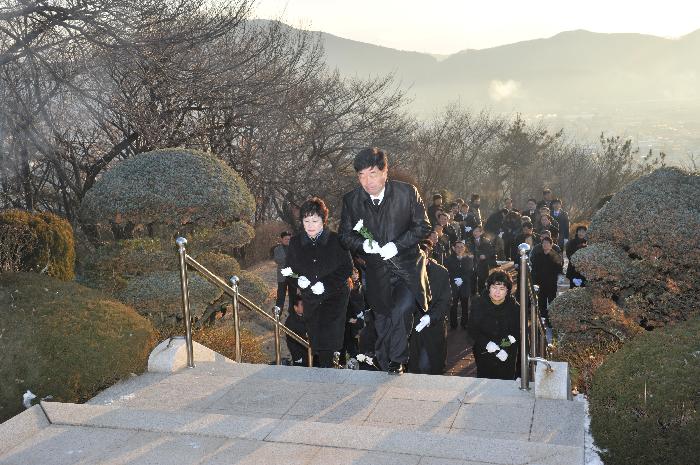 새해 충혼탑 참배