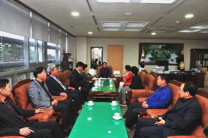 강정고령보 차량통행을 위한 달성군의회 방문